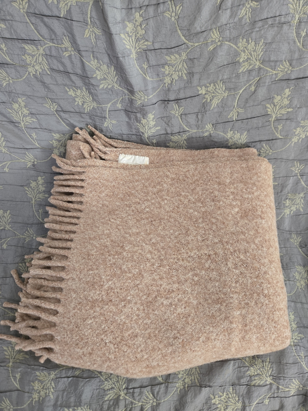 Slieve Donard Wool Irish Ulster-made Fringe Blanket